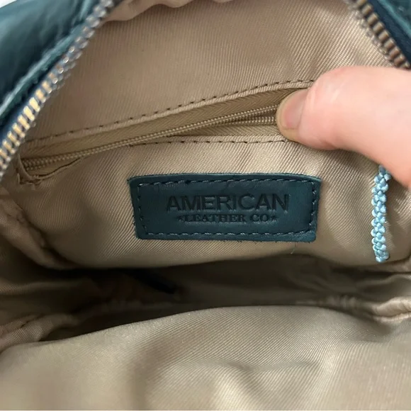 American Leather Co - Cleveland
North-South Crossbody Bag - Hunter Green - Picture 9 of 16